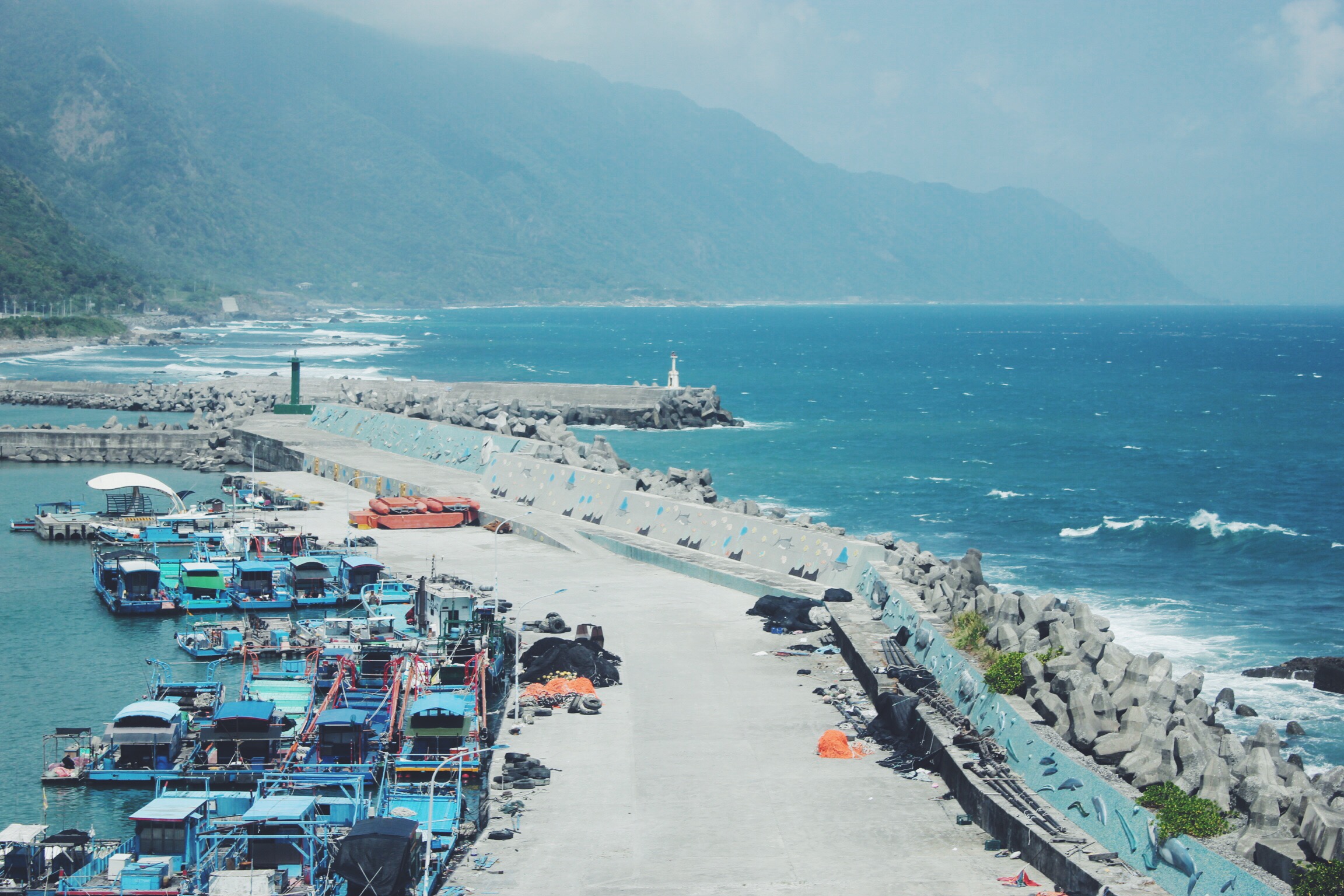 Processed with VSCOcam with f2 preset