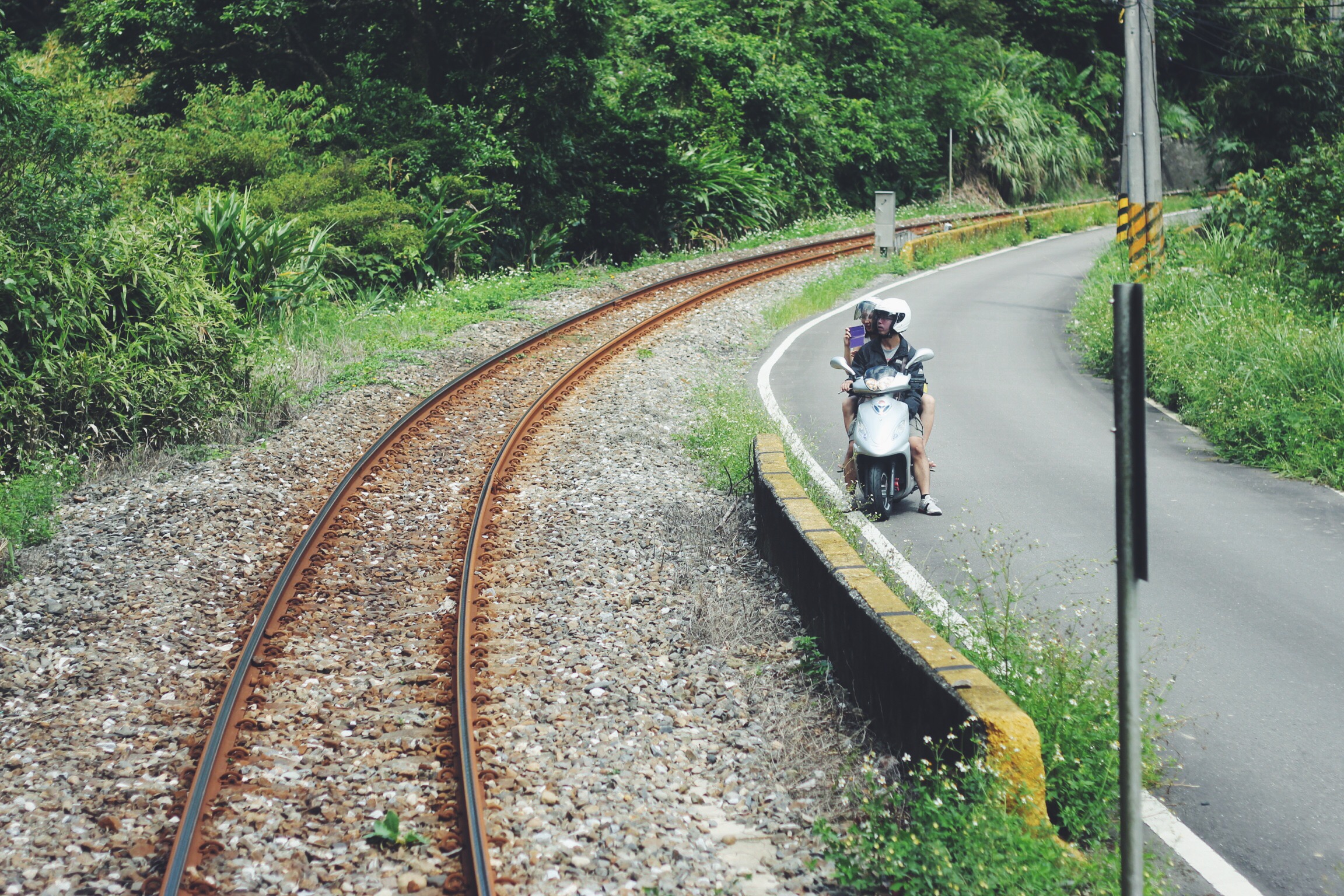 Processed with VSCOcam with f2 preset