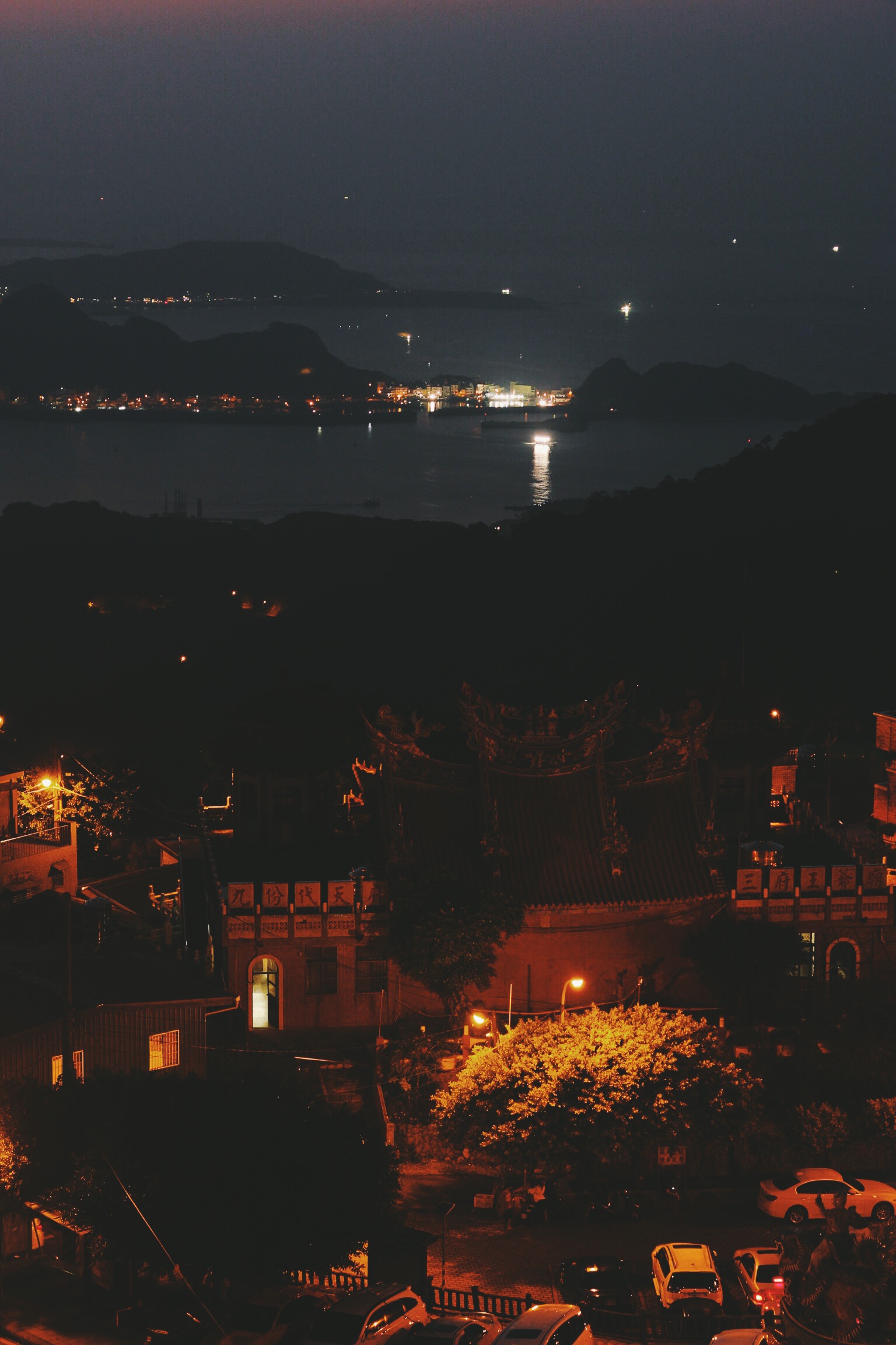 Processed with VSCOcam with f1 preset